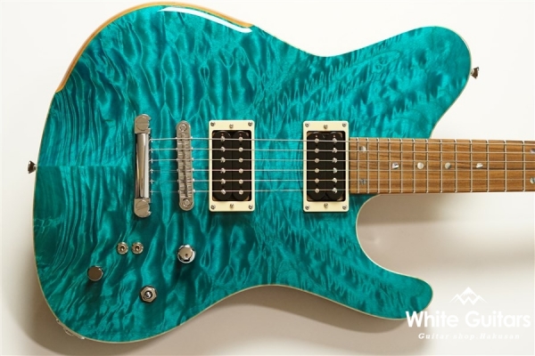 Border Custom 666 Quilted Maple Top Mahogany Back - Borabora Blue